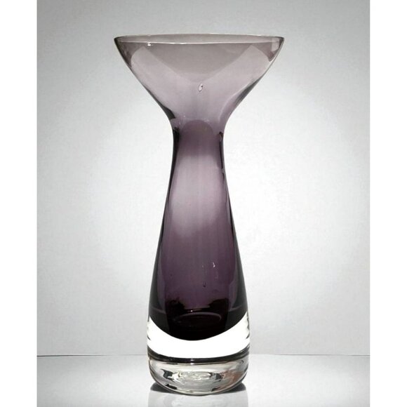 MCM Purple Amethyst Vase Trumpet Scandinavian Art Glass Flare Clear Base 5.75" - Picture 1 of 9